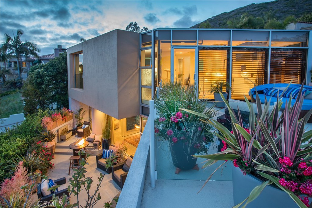 920 Skyline Drive, Laguna Beach CA 92651 - photo 32