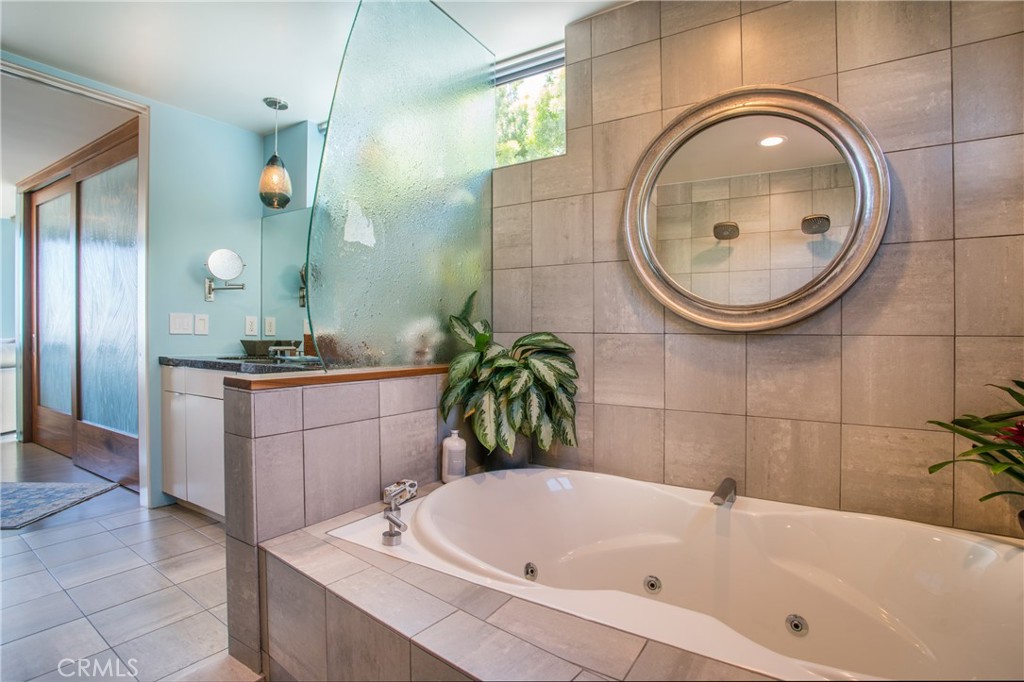 920 Skyline Drive, Laguna Beach CA 92651 - photo 46
