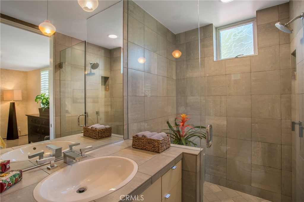 920 Skyline Drive, Laguna Beach CA 92651 - photo 59