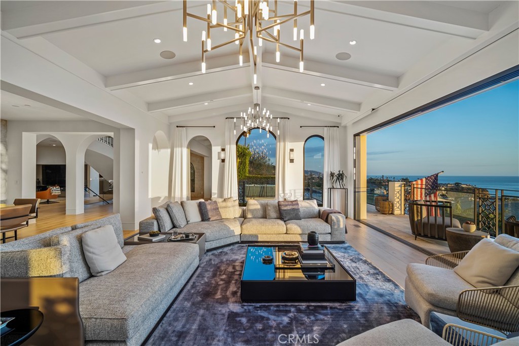 922 EMERALD BAY, Laguna Beach CA 92651 - photo 2