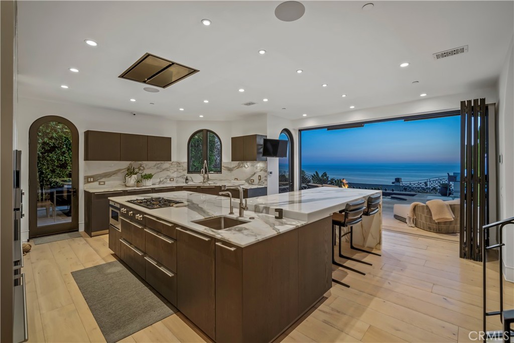 922 EMERALD BAY, Laguna Beach CA 92651 - photo 3