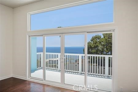 Living space view - 923 La Mirada, Laguna Beach CA 92651 - photo 1