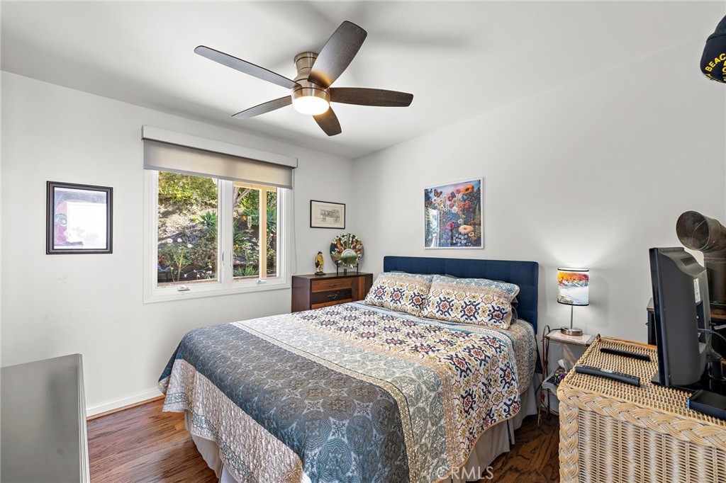 Secondary bedroom - 930 Canyon View Drive, Laguna Beach CA 92651 - photo 24