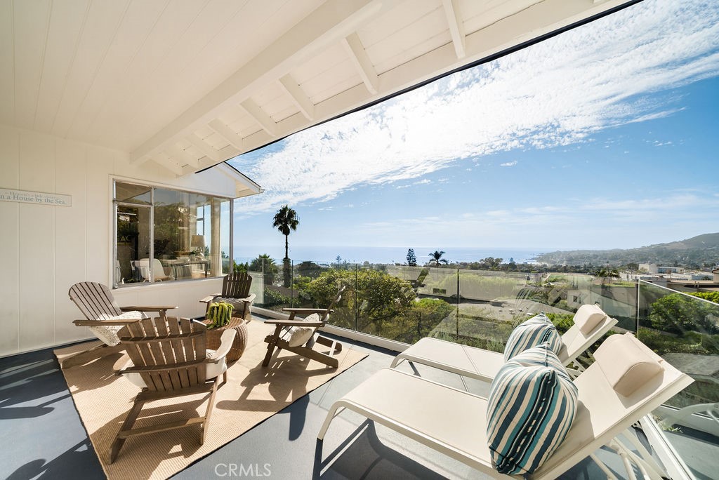 933 Coast View, Laguna Beach CA 92651 - photo 4