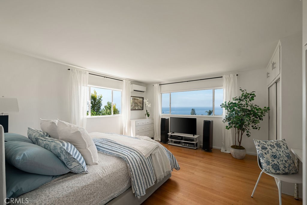 933 Coast View, Laguna Beach CA 92651 - photo 22