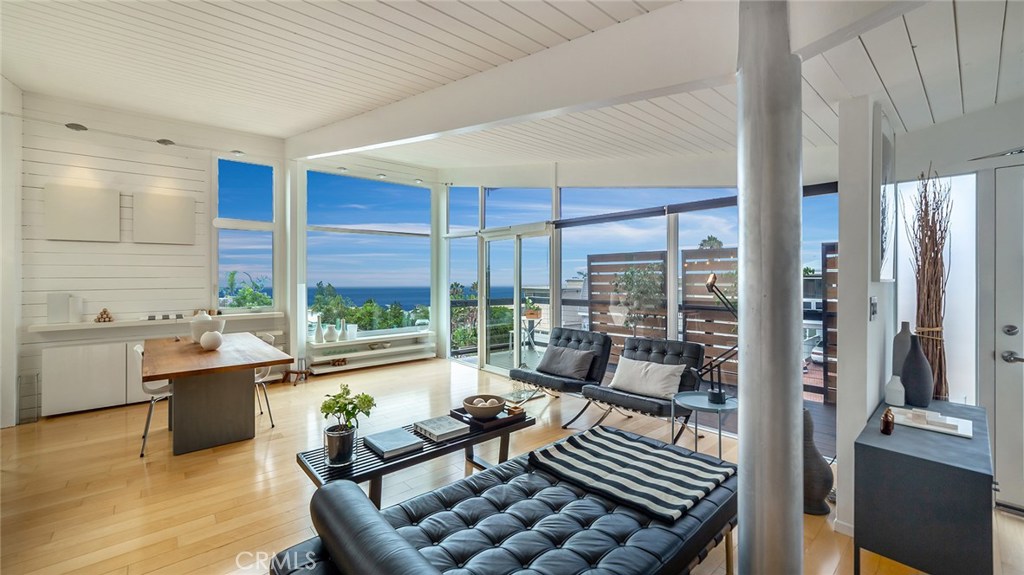 934 La Mirada Street, Laguna Beach CA 92651 - photo 1