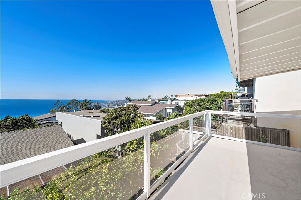935 La Mirada Street, Laguna Beach CA 92651 - photo 2