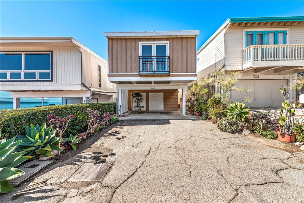 935 La Mirada Street, Laguna Beach CA 92651 - photo 5