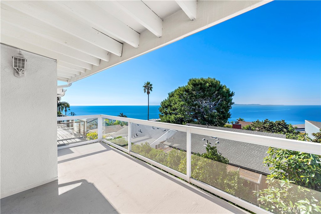 935 La Mirada Street, Laguna Beach CA 92651 - photo 6