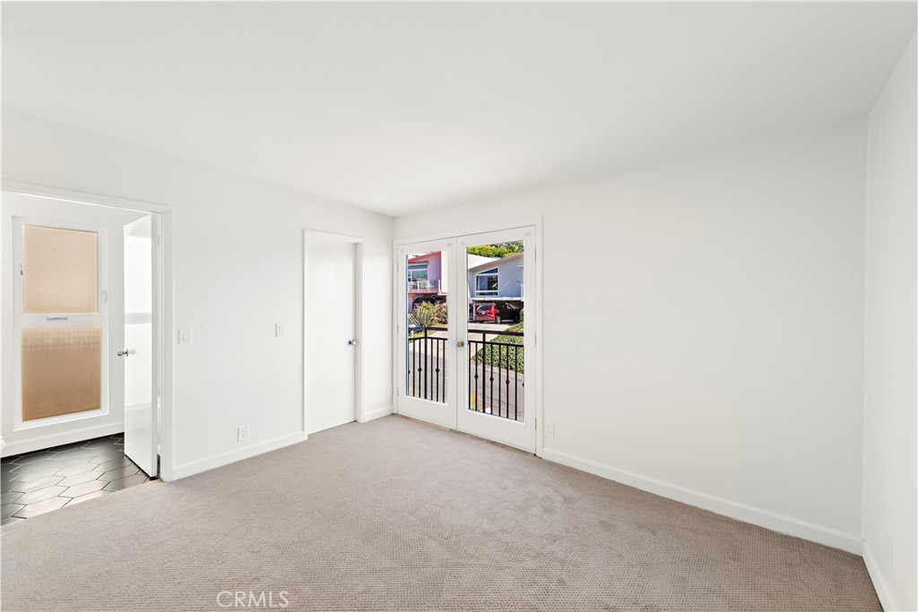 935 La Mirada Street, Laguna Beach CA 92651 - photo 17