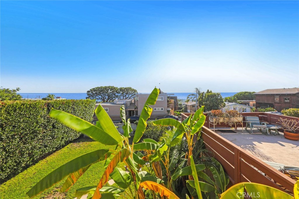 940 Hillcrest Drive, Laguna Beach CA 92651 - photo 1