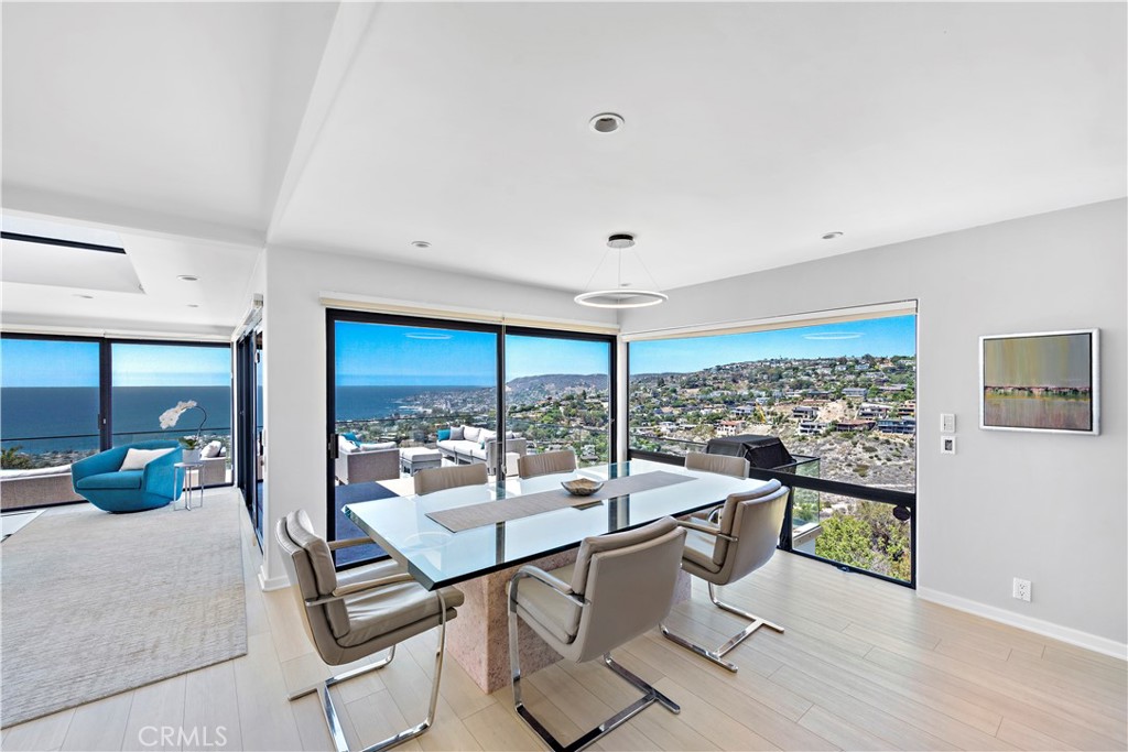 940 Summit Drive, Laguna Beach CA 92651 - photo 11