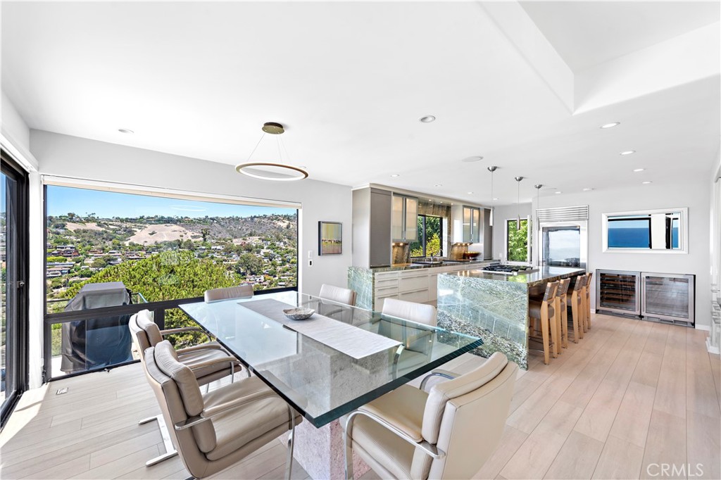 940 Summit Drive, Laguna Beach CA 92651 - photo 13