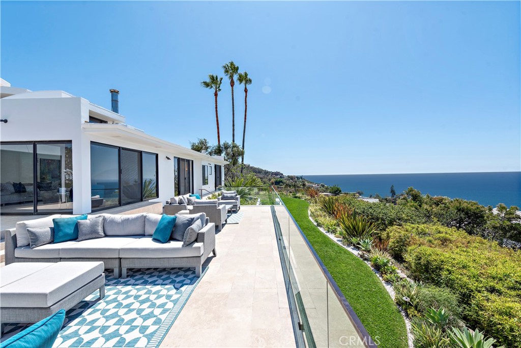 940 Summit Drive, Laguna Beach CA 92651 - photo 36