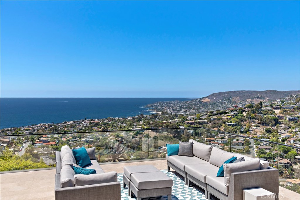 940 Summit Drive, Laguna Beach CA 92651 - photo 41