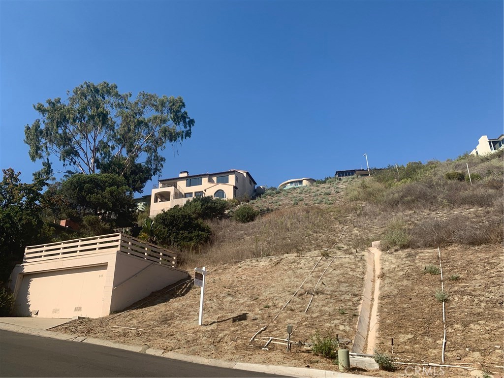 945 Oriole Drive, Laguna Beach CA 92651 - photo 1