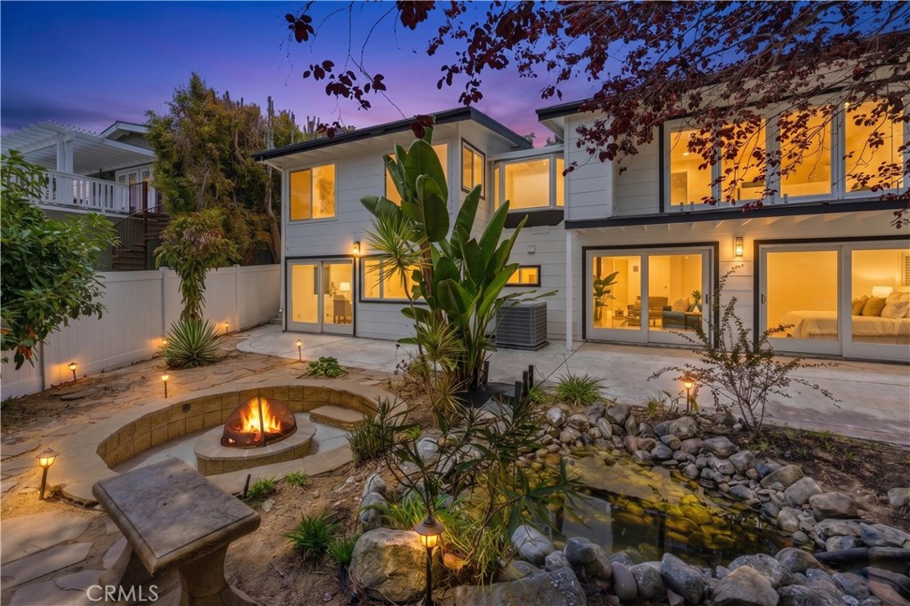 945 Park, Laguna Beach CA 92651 - photo 1