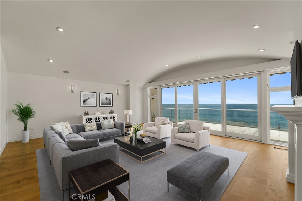 Living Room with Balcony, Fireplace and Ocean View. - 947 S Coast Highway, Laguna Beach CA 92651 - photo 1