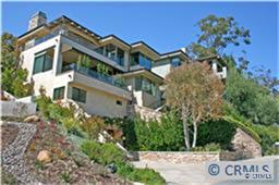 Great Curb appeal - 955 SUMMIT Way, Laguna Beach CA 92651 - photo 1