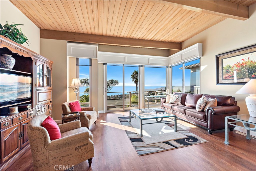 959 Santa Ana Street, Laguna Beach CA 92651 - photo 1