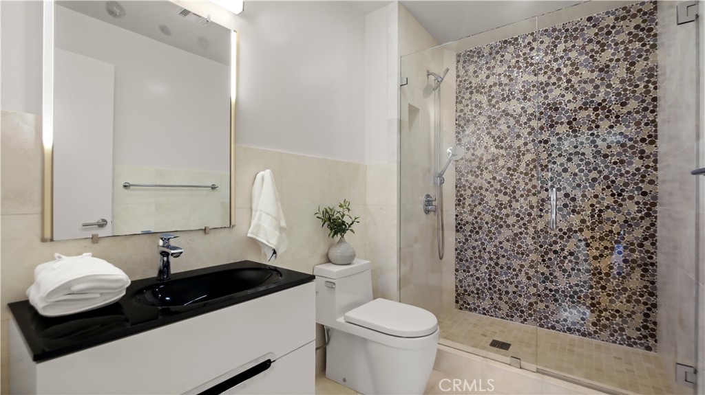 964 Van Dyke, Laguna Beach CA 92651 - photo 25