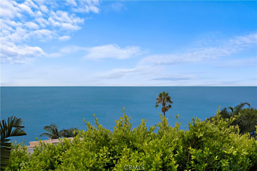 965 Miramar Street, Laguna Beach CA 92651 - photo 1