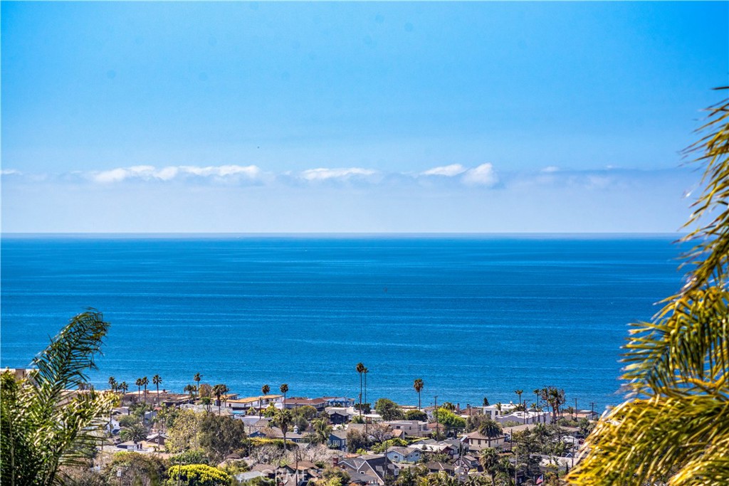 966 Coast View Drive, Laguna Beach CA 92651 - photo 1