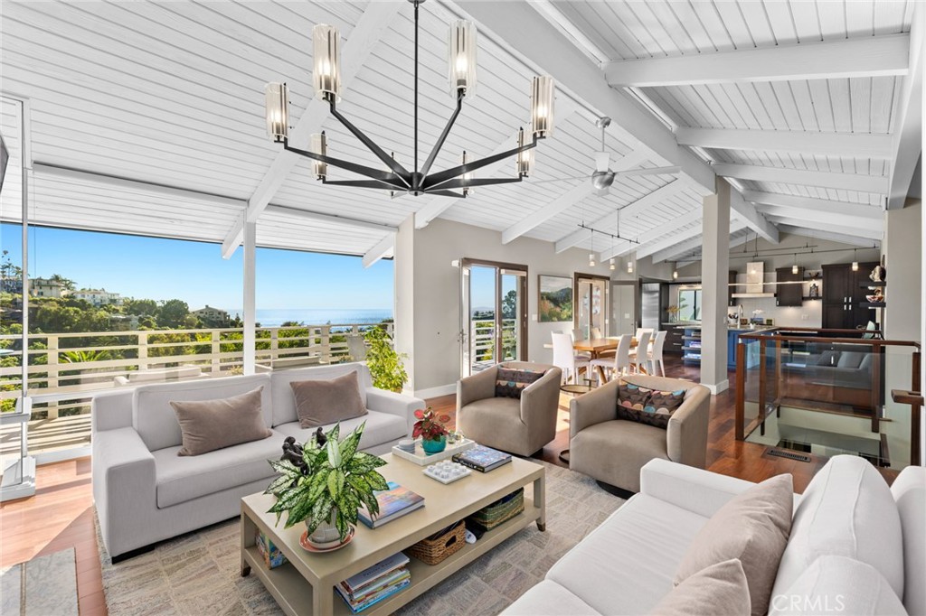968 Oriole Drive, Laguna Beach CA 92651 - photo 1