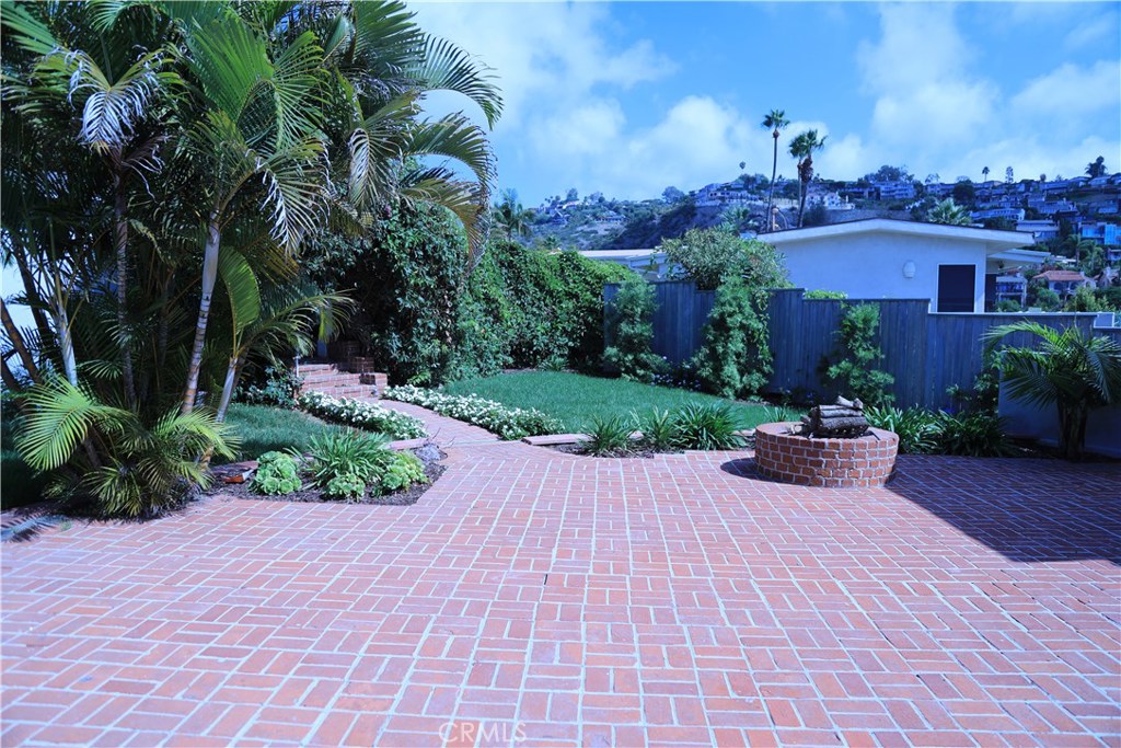 969 Skyline Drive, Laguna Beach CA 92651 - photo 1