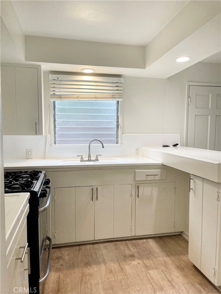 970 Glenneyre Street A, Laguna Beach CA 92651 - photo 4