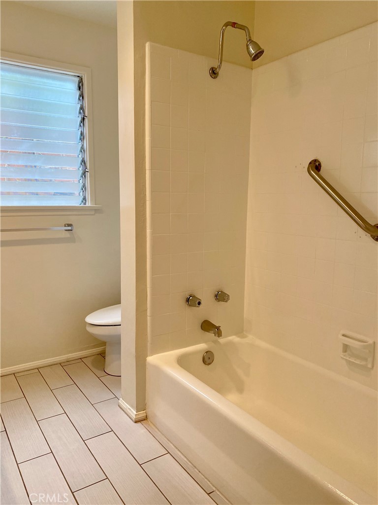 970 Glenneyre Street A, Laguna Beach CA 92651 - photo 11