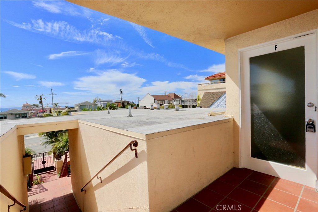 970 Glenneyre Street F, Laguna Beach CA 92651 - photo 1