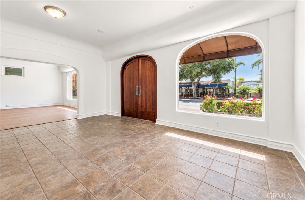 976 S Coast Highway 1, Laguna Beach CA 92651 - photo 9
