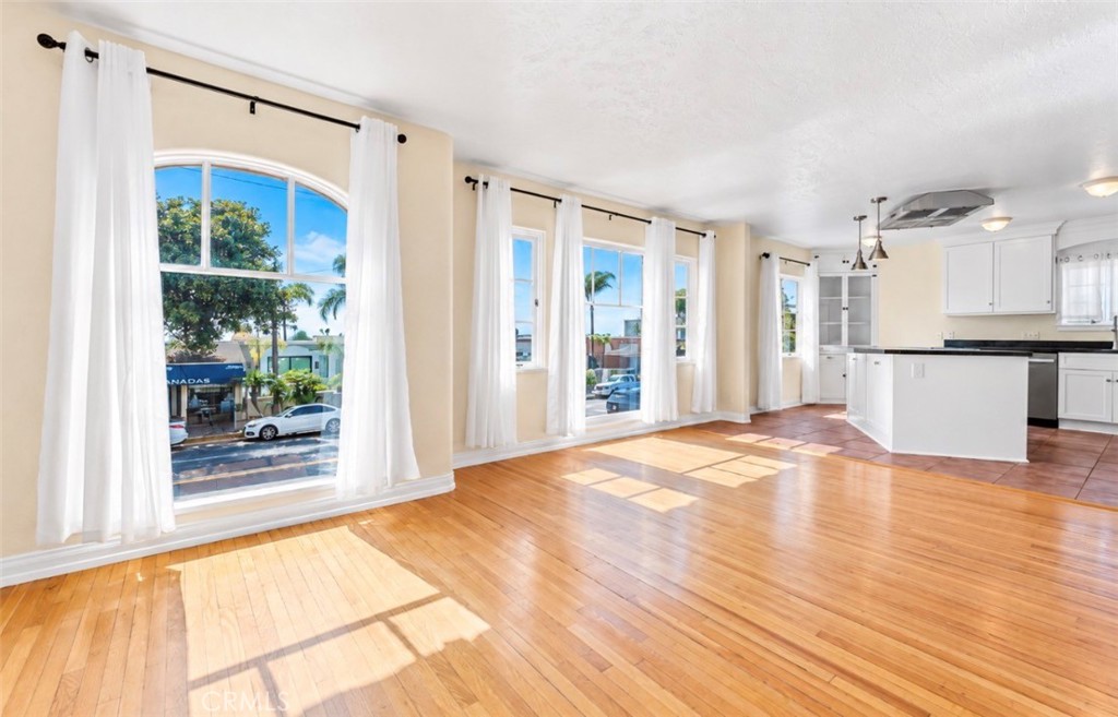 976 S Coast Highway A, Laguna Beach CA 92651 - photo 8