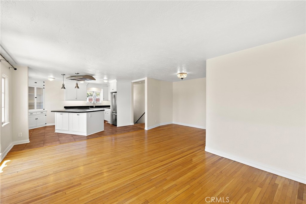 976 S Coast S A, Laguna Beach CA 92651 - photo 4