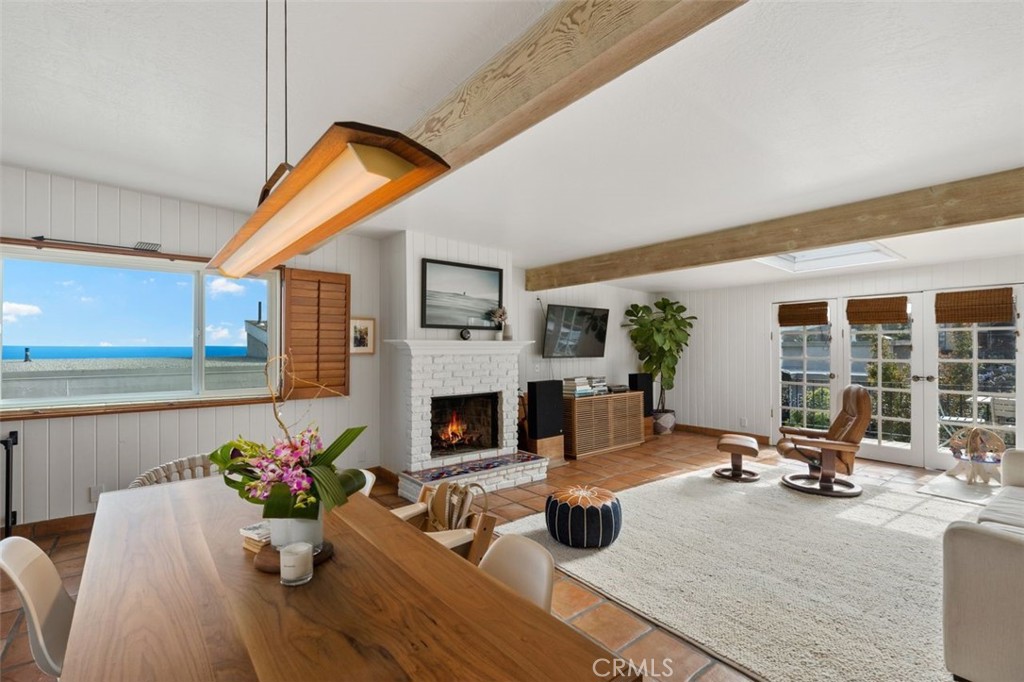 977 Noria Street, Laguna Beach CA 92651 - photo 2