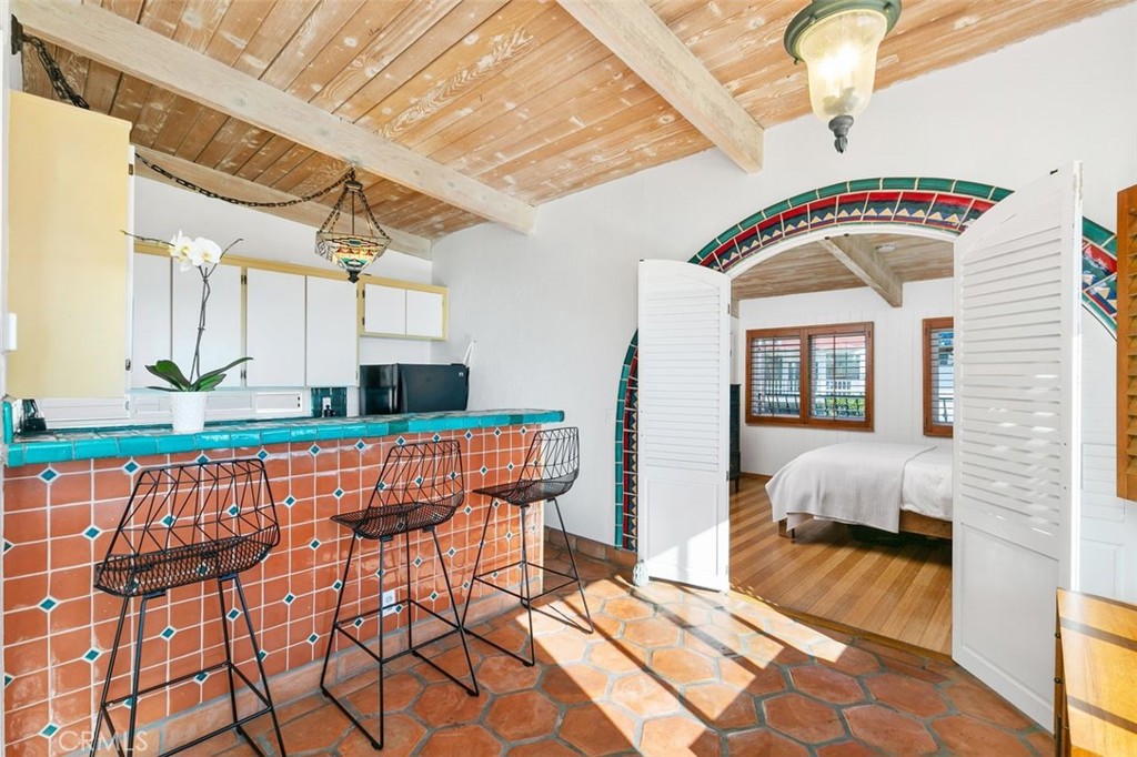 977 Noria Street, Laguna Beach CA 92651 - photo 10
