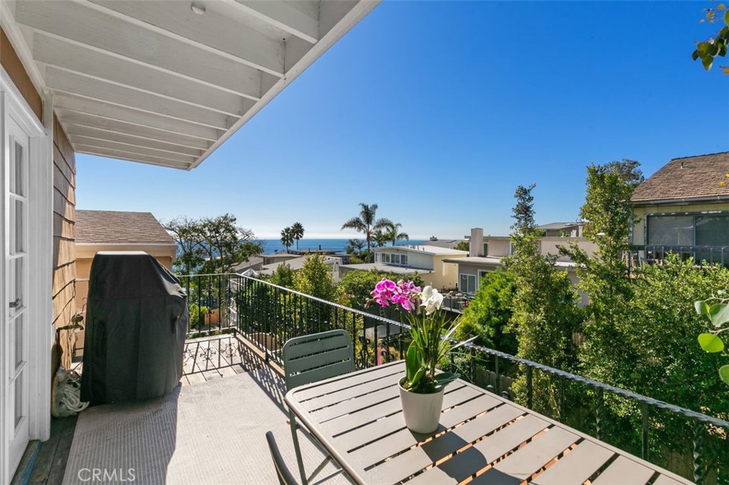 977 Noria Street, Laguna Beach CA 92651 - photo 12