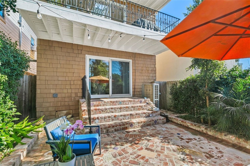 977 Noria Street, Laguna Beach CA 92651 - photo 18