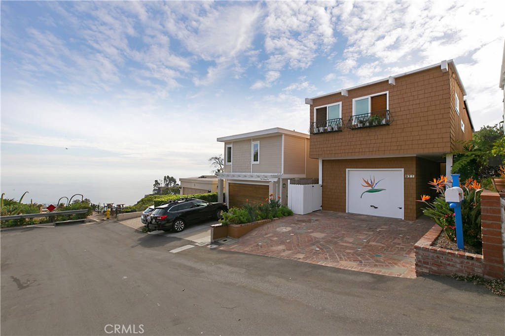 977 Noria Street, Laguna Beach CA 92651 - photo 1