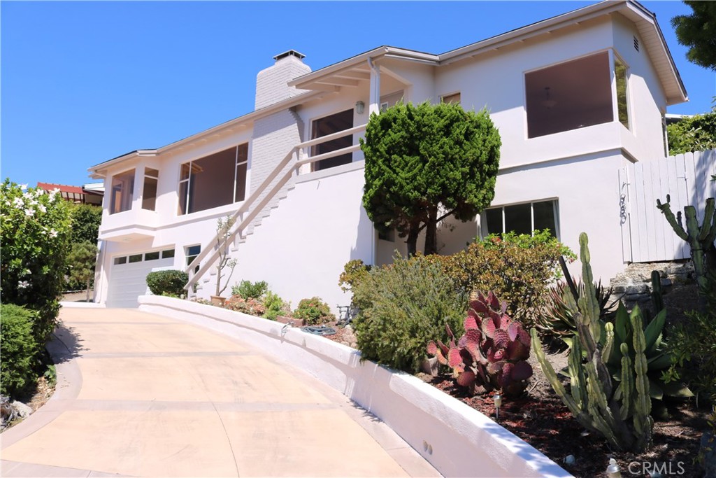 980 Canyon View Drive, Laguna Beach CA 92651 - photo 1
