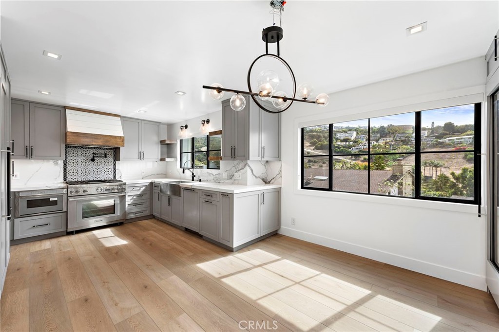 980 Meadowlark Lane, Laguna Beach CA 92651 - photo 7