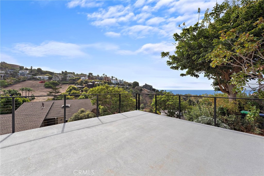 980 Meadowlark Lane, Laguna Beach CA 92651 - photo 20