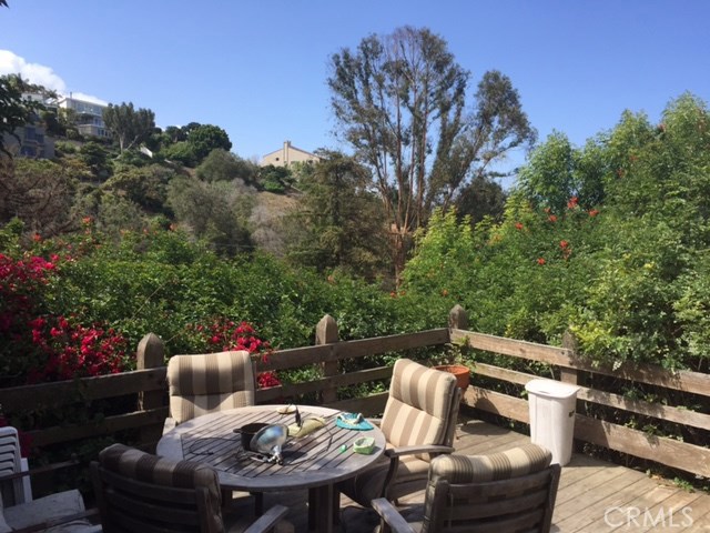 986 Meadowlark Drive, Laguna Beach CA 92651 - photo 1