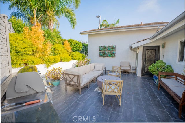 986 Oriole Drive, Laguna Beach CA 92651 - photo 4