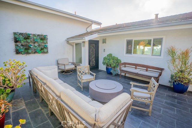 986 Oriole Drive, Laguna Beach CA 92651 - photo 5