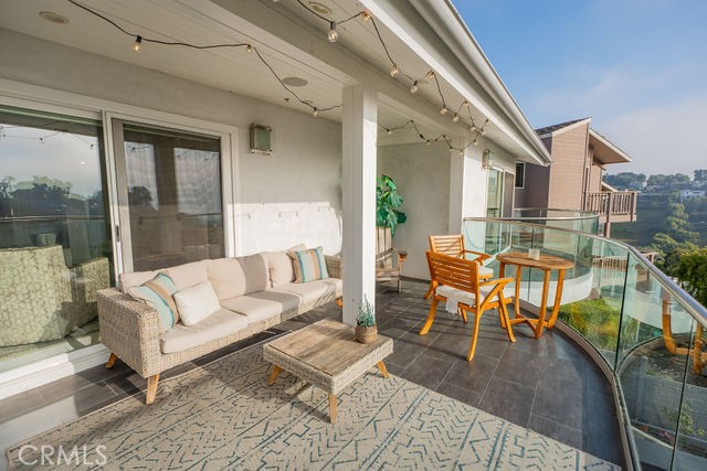 986 Oriole Drive, Laguna Beach CA 92651 - photo 9