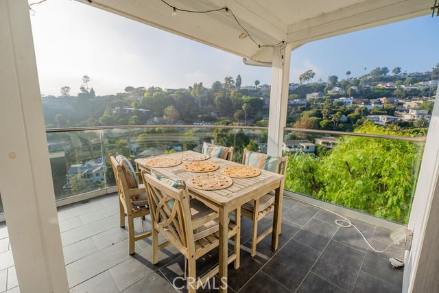 986 Oriole Drive, Laguna Beach CA 92651 - photo 10