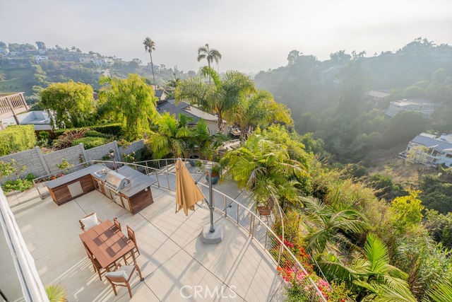986 Oriole Drive, Laguna Beach CA 92651 - photo 11