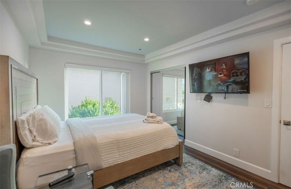 986 Oriole, Laguna Beach CA 92651 - photo 4